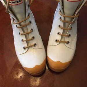 Rare Hunter White Brixen Lace Up Boots